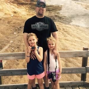 Meet your Posher, Casey